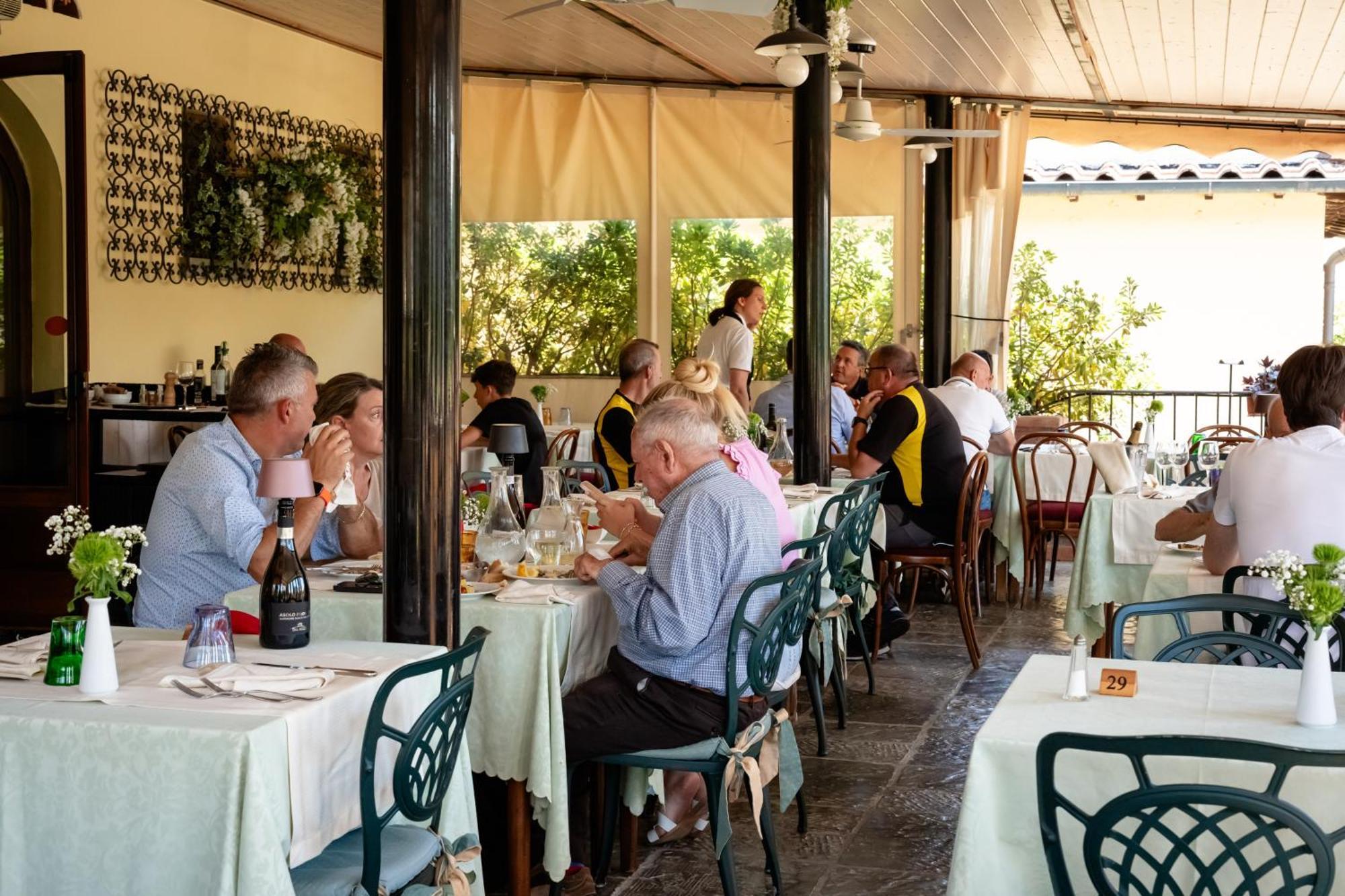 Hotel Ristorante La Lanterna Castelnuovo di Garfagnana Dış mekan fotoğraf