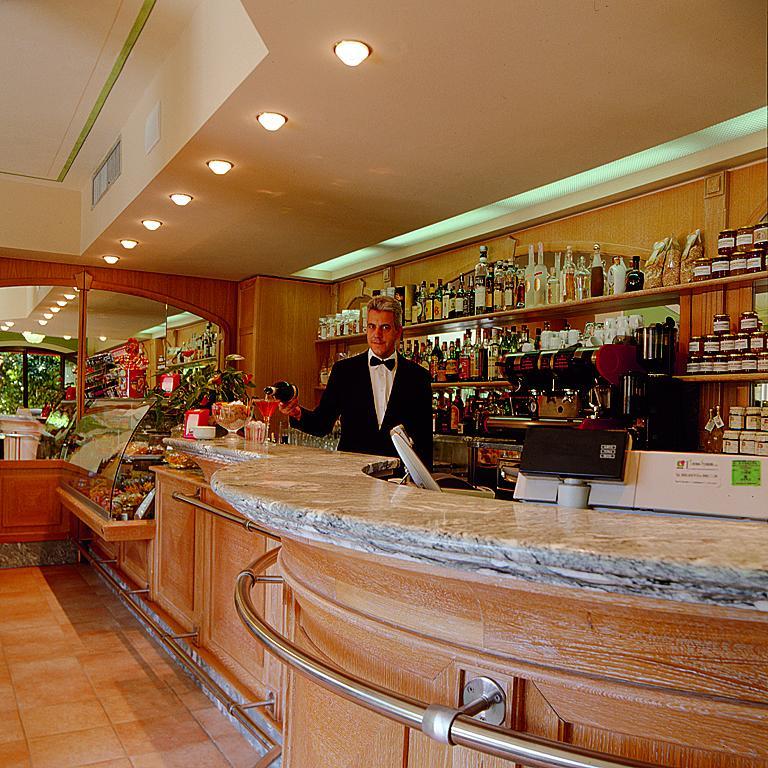 Hotel Ristorante La Lanterna Castelnuovo di Garfagnana Dış mekan fotoğraf
